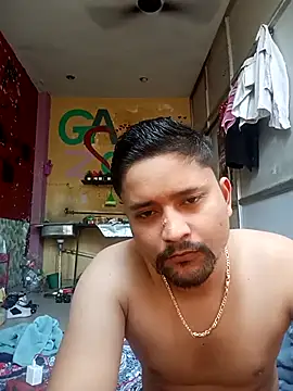 Snapshot of Tejpaljoshi chatting on March 9, 2025, 8:40 am Tejpaljoshi online show from March 9, 2025, 8:40 am