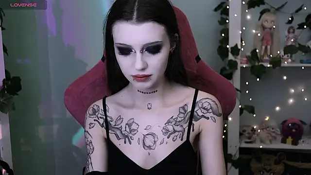 Snapshot of prettybones chatting on February 7, 2026, 2:04 am prettybones online show from February 7, 2026, 2:04 am