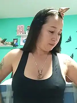 emilypoppy3 online show from December 19, 2024, 1:18 pm