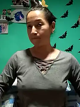 emilypoppy3 online show from January 14, 2025, 3:11 am