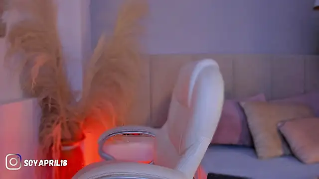 aprilebony  online show from March 20, 2026, 10:42 am