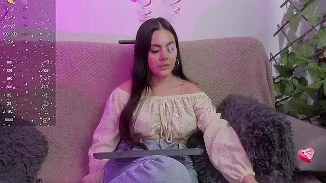 Murieel 69 online show from March 17, 2025, 10:49 pm