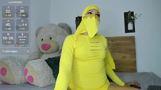 Snapshot of Sabba_sajjad chatting on November 27, 2025, 7:27 pm Sabba sajjad online show from November 27, 2025, 7:27 pm