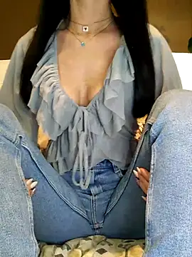 Snapshot of Melody87 chatting on November 1, 2025, 8:00 pm Melody87 online show from November 1, 2025, 8:00 pm