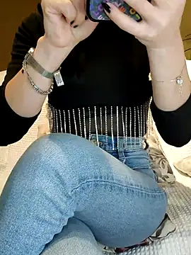 Snapshot of Melody87 chatting on March 7, 2026, 9:01 pm Melody87 online show from March 7, 2026, 9:01 pm