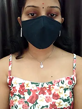 Angleannie online show from April 8, 2026, 4:29 pm