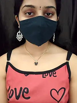 Angleannie online show from July 13, 2026, 4:54 pm