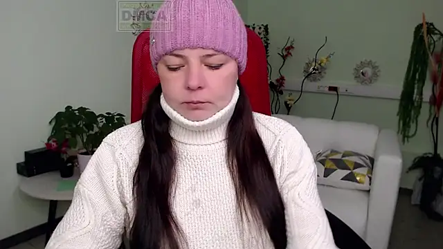 Lily flower7 online show from October 21, 2025, 4:57 am