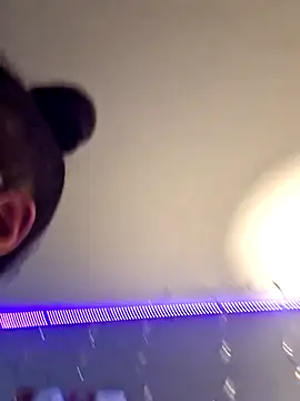 samone9 online show from February 23, 2025, 3:45 am