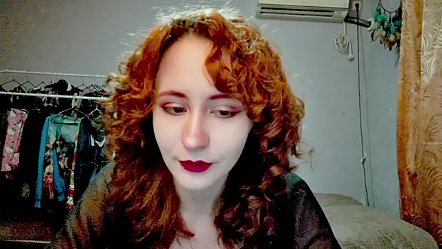 Snapshot of JoannaTompson chatting on February 9, 2026, 12:58 am JoannaTompson online show from February 9, 2026, 12:58 am