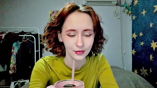 Snapshot of JoannaTompson chatting on March 27, 2026, 1:44 am JoannaTompson online show from March 27, 2026, 1:44 am