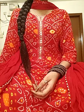 Snapshot of Ruchi-34 chatting on April 12, 2026, 9:53 pm Ruchi-34 online show from April 12, 2026, 9:53 pm