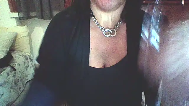 Snapshot of 45marina45 chatting on January 16, 2026, 3:38 pm 45marina45 online show from January 16, 2026, 3:38 pm