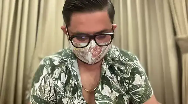 Snapshot of slavekinky001 chatting on March 18, 2025, 7:53 pm slavekinky001 online show from March 18, 2025, 7:53 pm