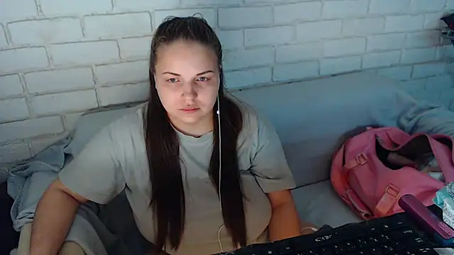 Snapshot of Crazyy_girl_ chatting on March 11, 2025, 3:12 pm Crazyy girl  online show from March 11, 2025, 3:12 pm