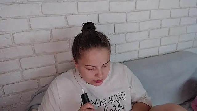 Snapshot of Crazyy_girl_ chatting on September 22, 2025, 1:46 pm Crazyy girl  online show from September 22, 2025, 1:46 pm