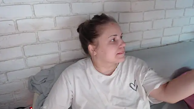 Snapshot of Crazyy_girl_ chatting on October 9, 2025, 5:11 pm Crazyy girl  online show from October 9, 2025, 5:11 pm