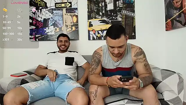 Snapshot of hott_dicks chatting on January 21, 2025, 3:26 am hott dicks online show from January 21, 2025, 3:26 am