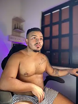 Snapshot of Naughty_Charly chatting on March 8, 2026, 6:12 pm Naughty Charly online show from March 8, 2026, 6:12 pm