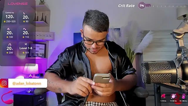 Snapshot of Naughty_Charly chatting on May 10, 2026, 7:30 pm Naughty Charly online show from May 10, 2026, 7:30 pm