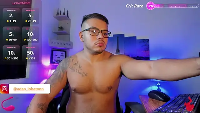 Snapshot of Naughty_Charly chatting on May 22, 2026, 12:44 pm Naughty Charly online show from May 22, 2026, 12:44 pm