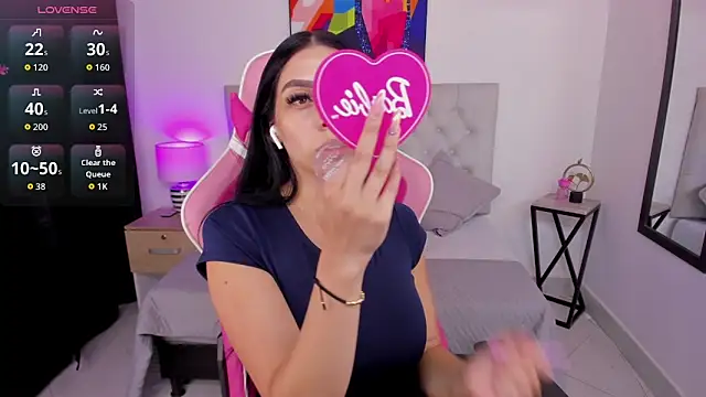 KristalFoxx online show from November 13, 2025, 4:17 pm