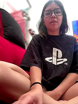 Mila Morgan online show from October 23, 2025, 3:22 pm