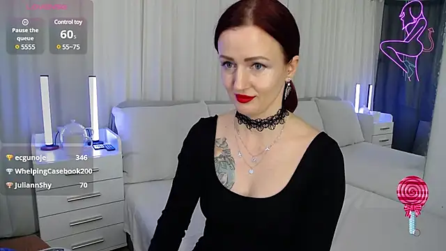 Snapshot of ElisaJane chatting on January 12, 2025, 12:28 am ElisaJane online show from January 12, 2025, 12:28 am