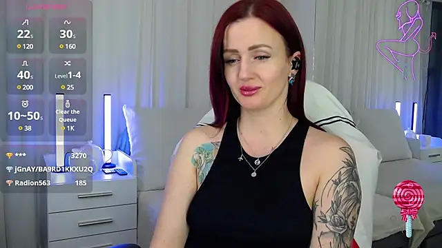 Snapshot of ElisaJane chatting on February 8, 2025, 6:43 am ElisaJane online show from February 8, 2025, 6:43 am