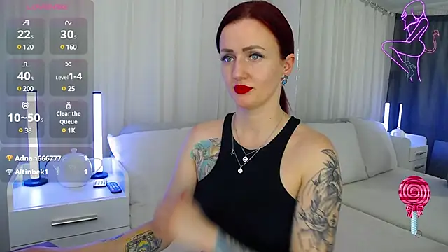 Snapshot of ElisaJane chatting on February 20, 2025, 12:52 am ElisaJane online show from February 20, 2025, 12:52 am