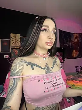 Snapshot of Molly__Moon chatting on December 23, 2024, 5:28 am Molly  Moon online show from December 23, 2024, 5:28 am