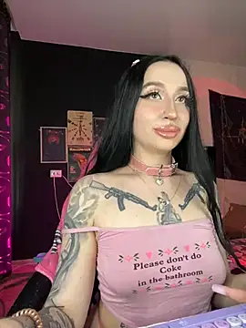 Snapshot of Molly__Moon chatting on February 21, 2025, 7:23 am Molly  Moon online show from February 21, 2025, 7:23 am