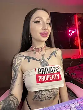 Molly  Moon online show from March 28, 2026, 2:44 am