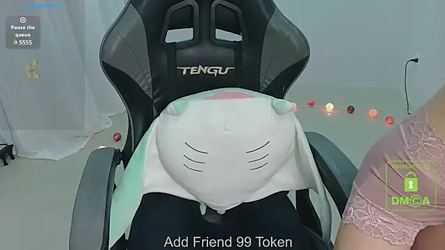 littlemiilk online show from January 16, 2025, 4:07 pm