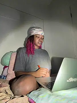 Snapshot of minimama69 chatting on January 8, 2026, 9:00 am minimama69 online show from January 8, 2026, 9:00 am