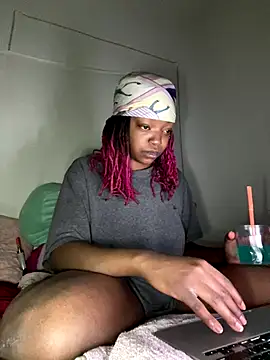 Snapshot of minimama69 chatting on January 9, 2026, 9:12 am minimama69 online show from January 9, 2026, 9:12 am