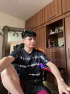 marckalexis online show from February 27, 2025, 9:25 pm