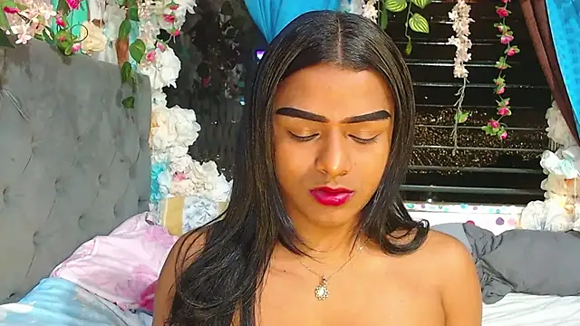 Snapshot of Karly_coffe chatting on February 18, 2026, 4:41 am Karly coffe online show from February 18, 2026, 4:41 am