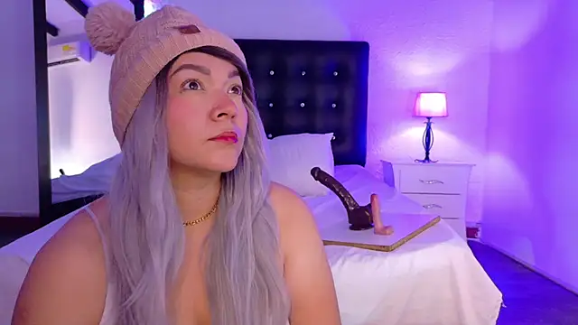 Snapshot of Cuckold_lover69 chatting on December 17, 2025, 1:39 pm Cuckold lover69 online show from December 17, 2025, 1:39 pm