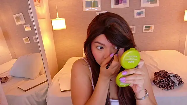 Snapshot of Cuckold_lover69 chatting on December 22, 2025, 2:03 pm Cuckold lover69 online show from December 22, 2025, 2:03 pm