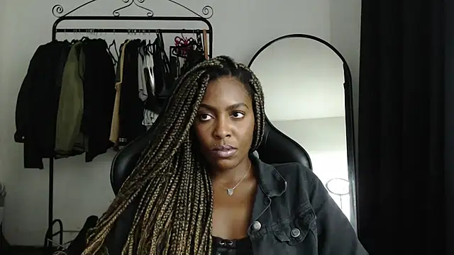 Snapshot of marisilva_br chatting on February 2, 2025, 9:56 pm marisilva br online show from February 2, 2025, 9:56 pm