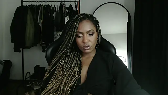 Snapshot of marisilva_br chatting on February 12, 2025, 11:30 pm marisilva br online show from February 12, 2025, 11:30 pm
