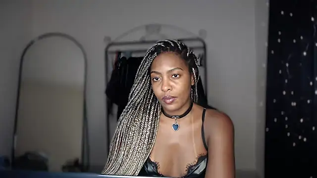 Snapshot of marisilva_br chatting on September 29, 2025, 10:25 pm marisilva br online show from September 29, 2025, 10:25 pm