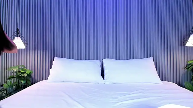 MaluDiaz online show from December 18, 2025, 5:08 pm