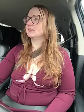 GingerSnap33 online show from February 22, 2026, 8:07 pm