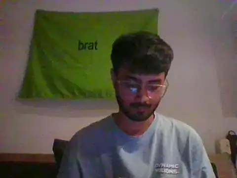 snowdropsitall online show from March 12, 2025, 7:28 pm