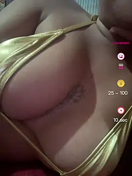 Snapshot of NatalyaFox chatting on June 17, 2026, 9:01 am NatalyaFox online show from June 17, 2026, 9:01 am