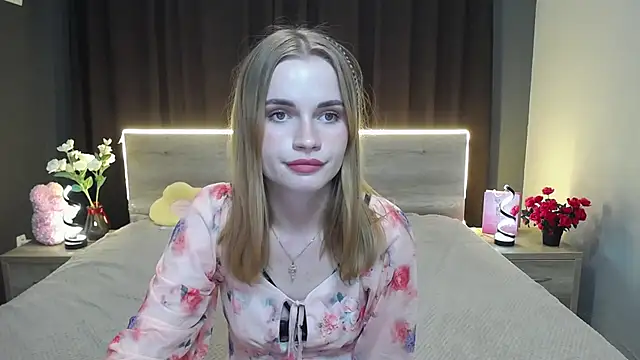 MargaritaKiss online show from November 24, 2025, 7:46 pm