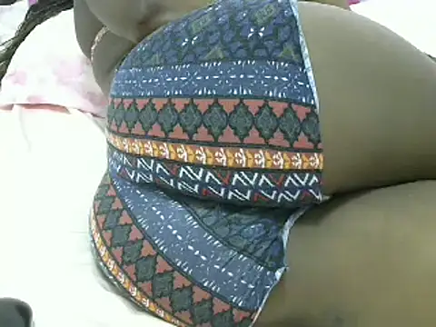 Snapshot of sly_minah chatting on February 18, 2025, 1:33 pm sly minah online show from February 18, 2025, 1:33 pm