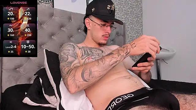 CodyWalkerR online show from November 29, 2025, 5:27 pm